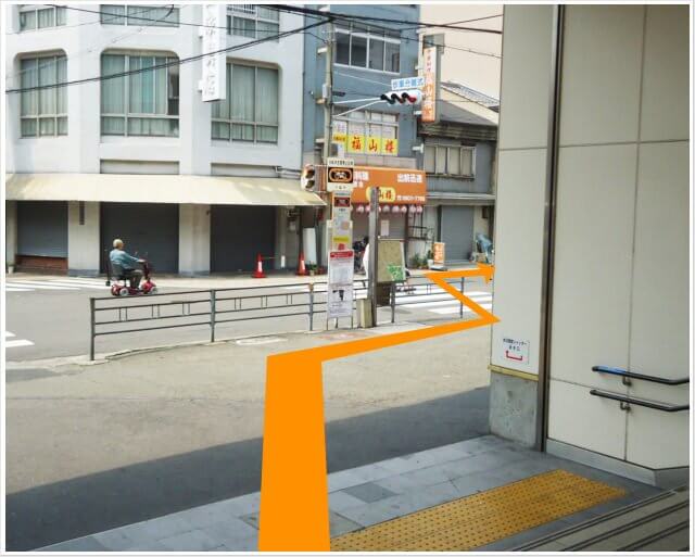 西口を出たところの写真